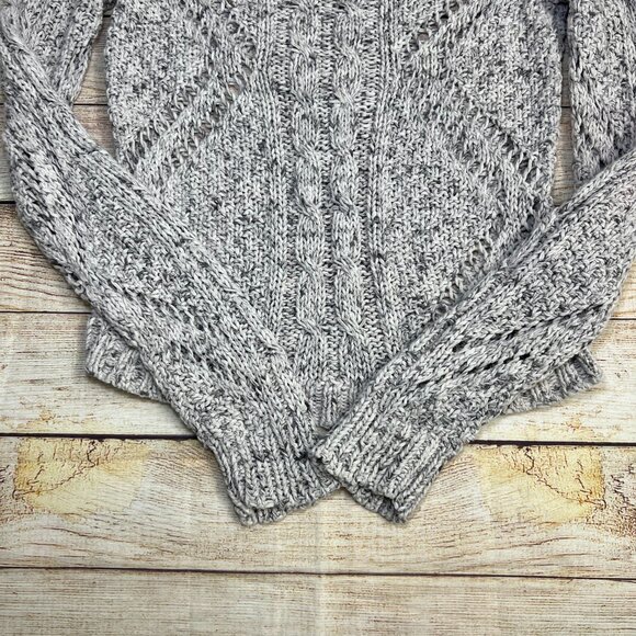 American Eagle Gray Marled Cable Knit Cropped Sweater Size Small - Picture 12 of 12